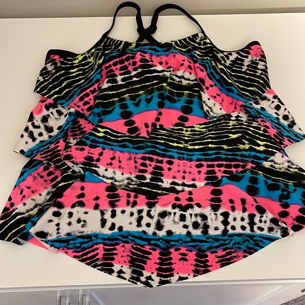 NWOT Justice swim top